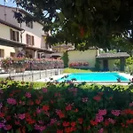 Il Vigneto * Лари