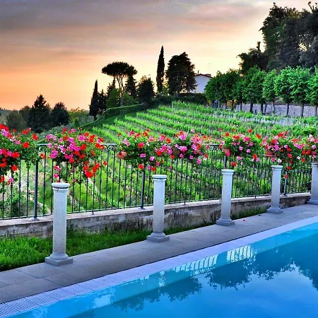 Il Vigneto Aparthotel Lari